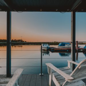 Miejsce z klimatem: 44 Sardine Houseboat – niebanalny nocleg i Animal Planet w jednym