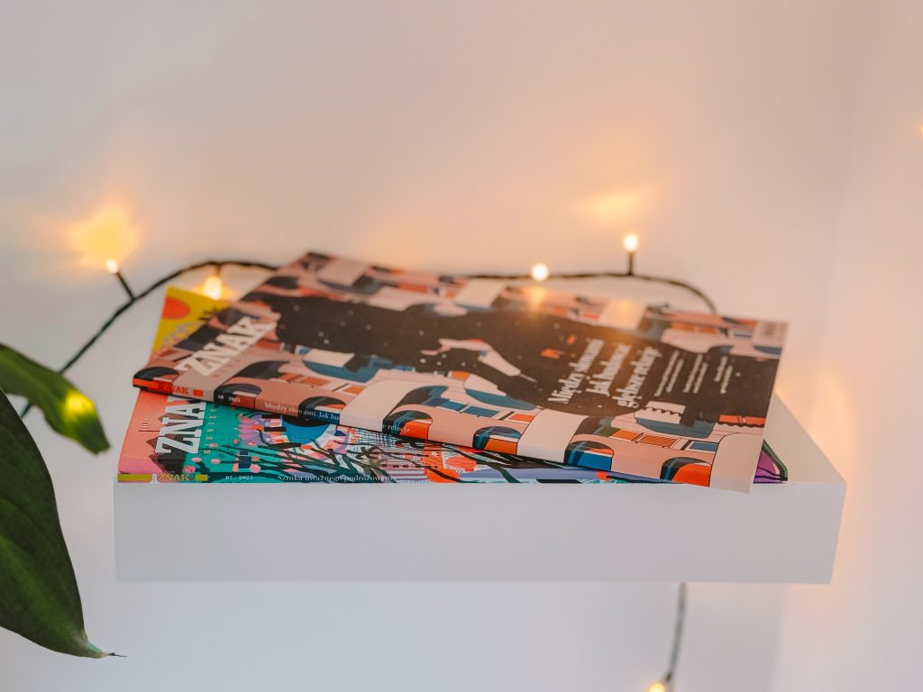 Prezentownik 2025: prenumerata czasopisma Znak